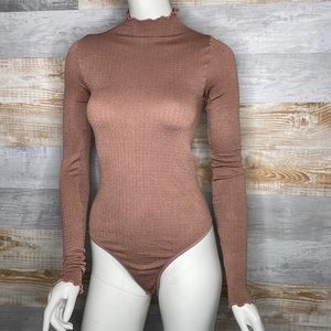 Free People Make It A Mock Neck Seamless Bodysuit iced chai size XS/S